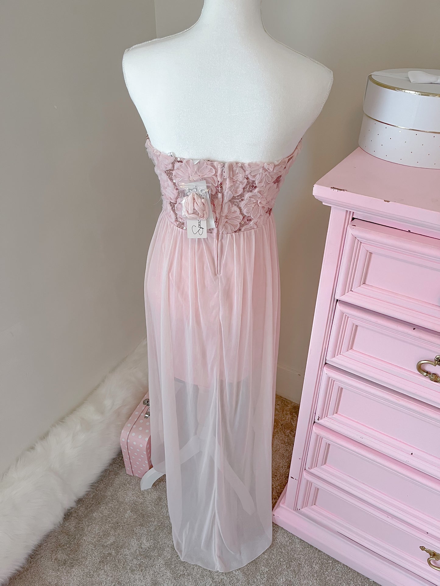 Beautiful Floral Dress size 7