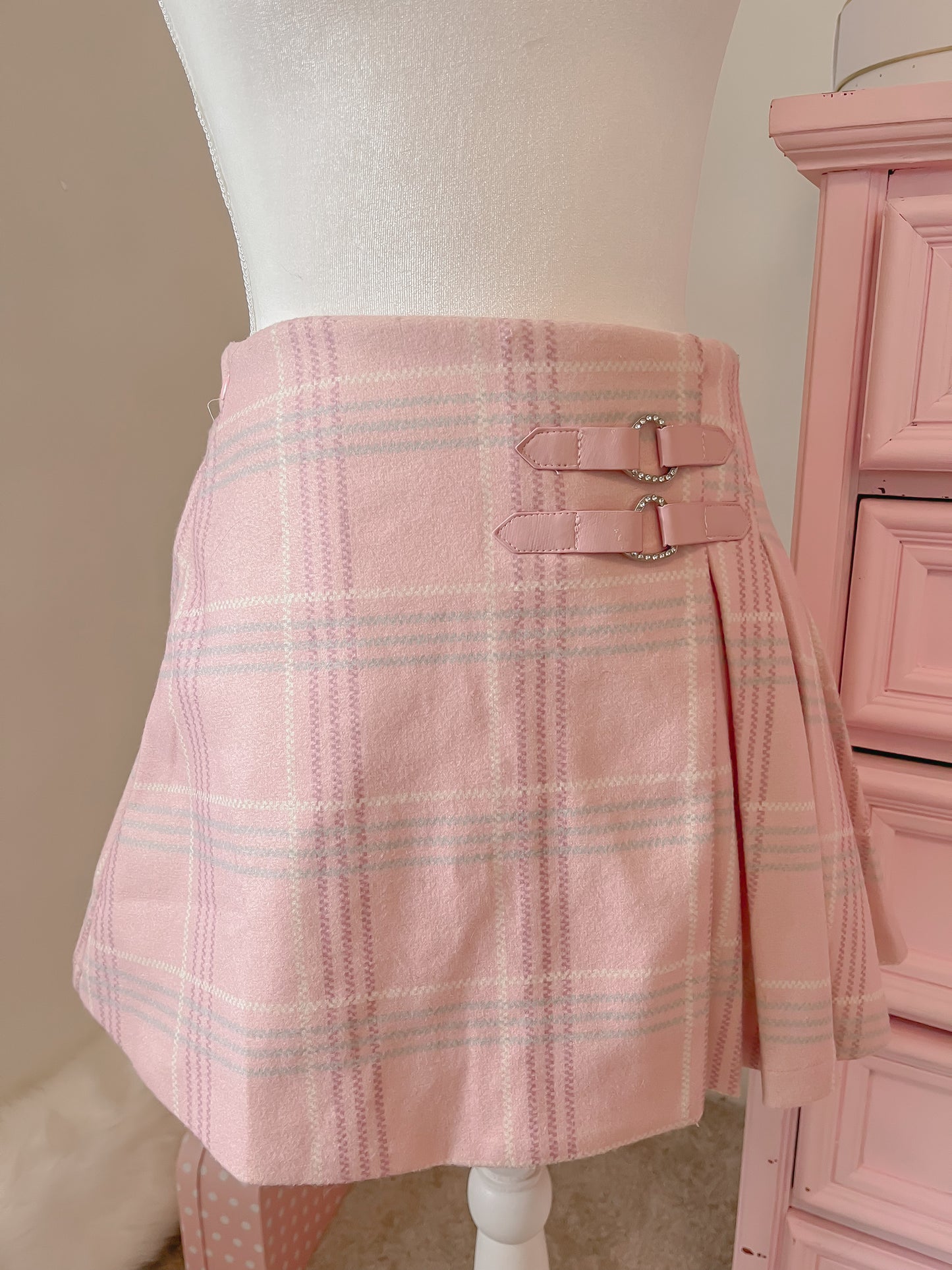 Pink Plaid Skirt Size Medium (USA 6-8)