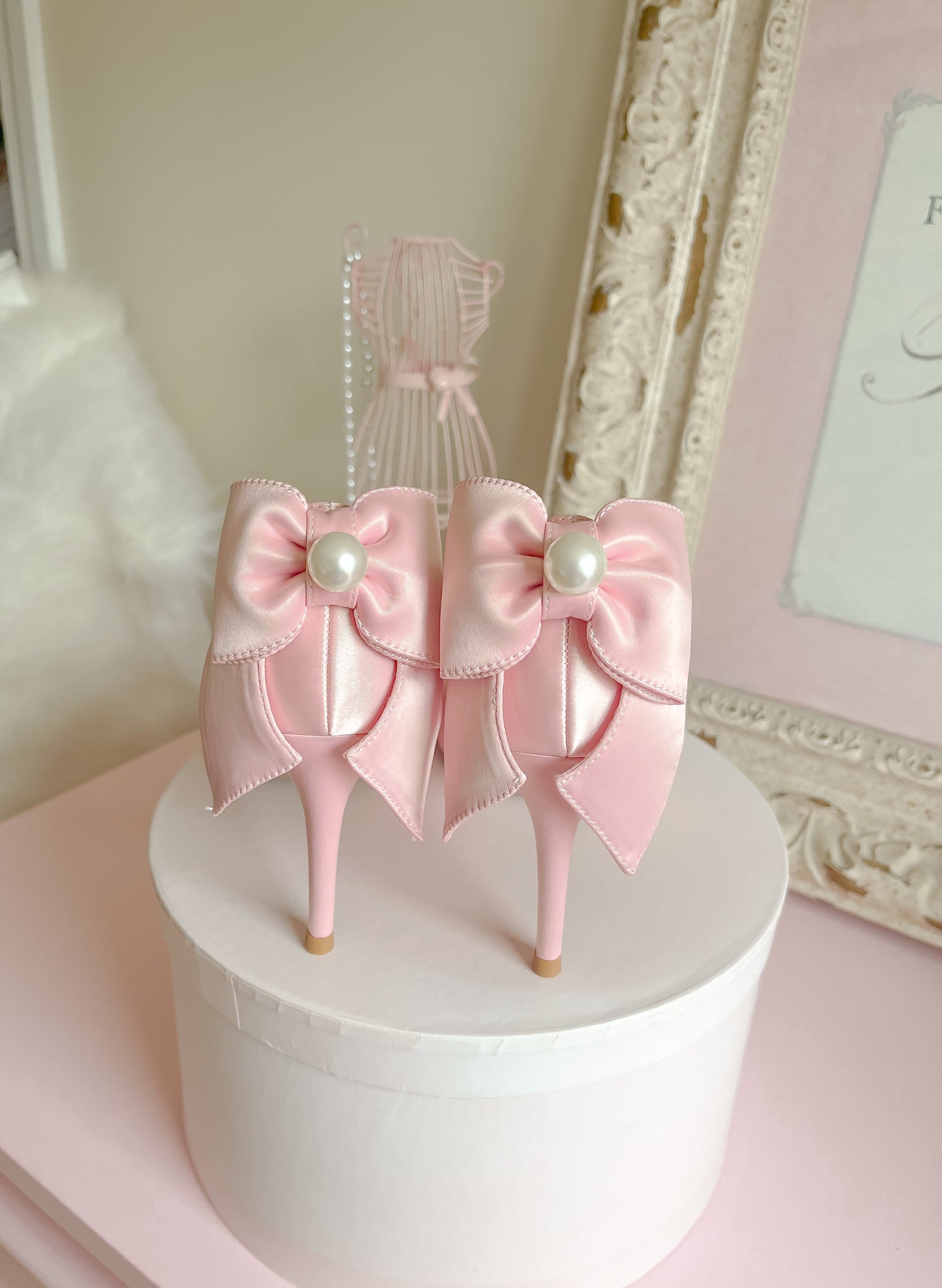 Paris in Pearls Heels