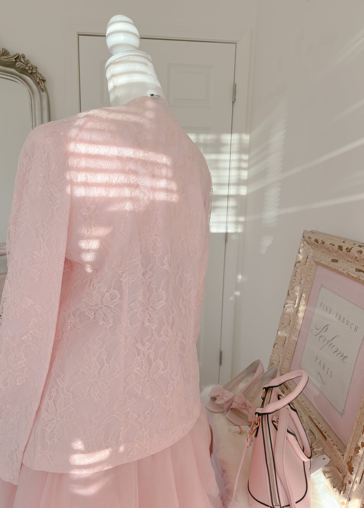 Spring pink blazer size large (Pre-loved)