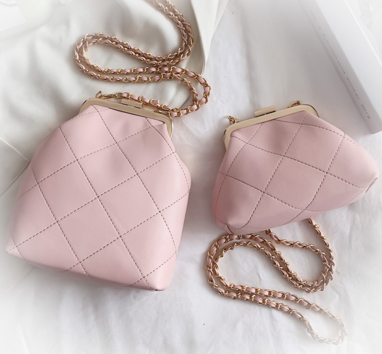 Pretty Purse on Chain (size option)