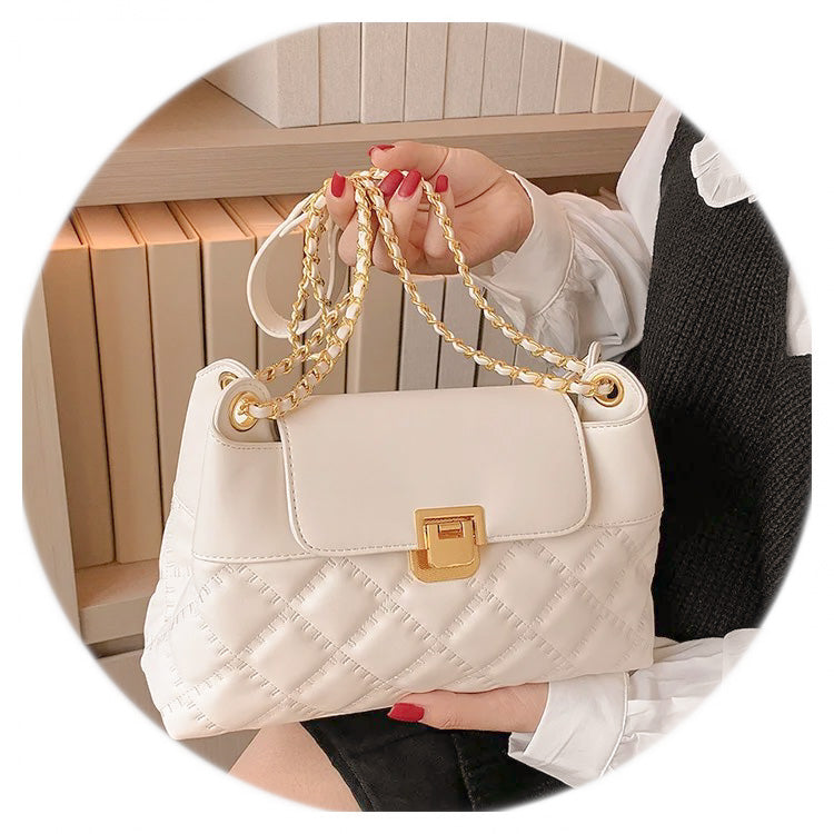 Creme Purse on Chain