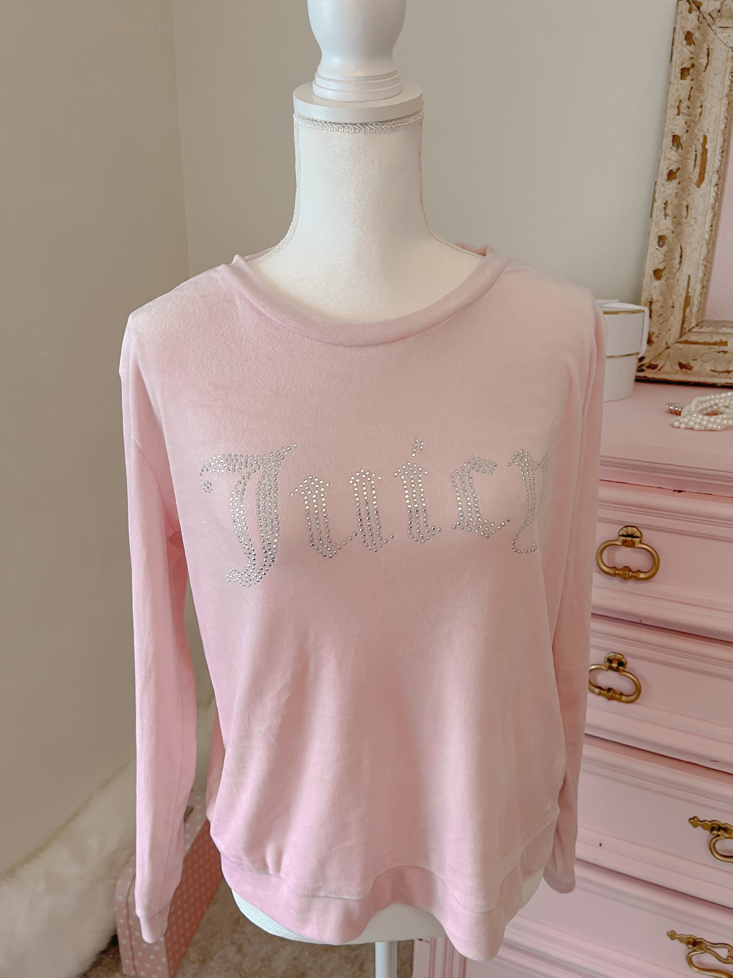 Juicy Pajama Top size medium