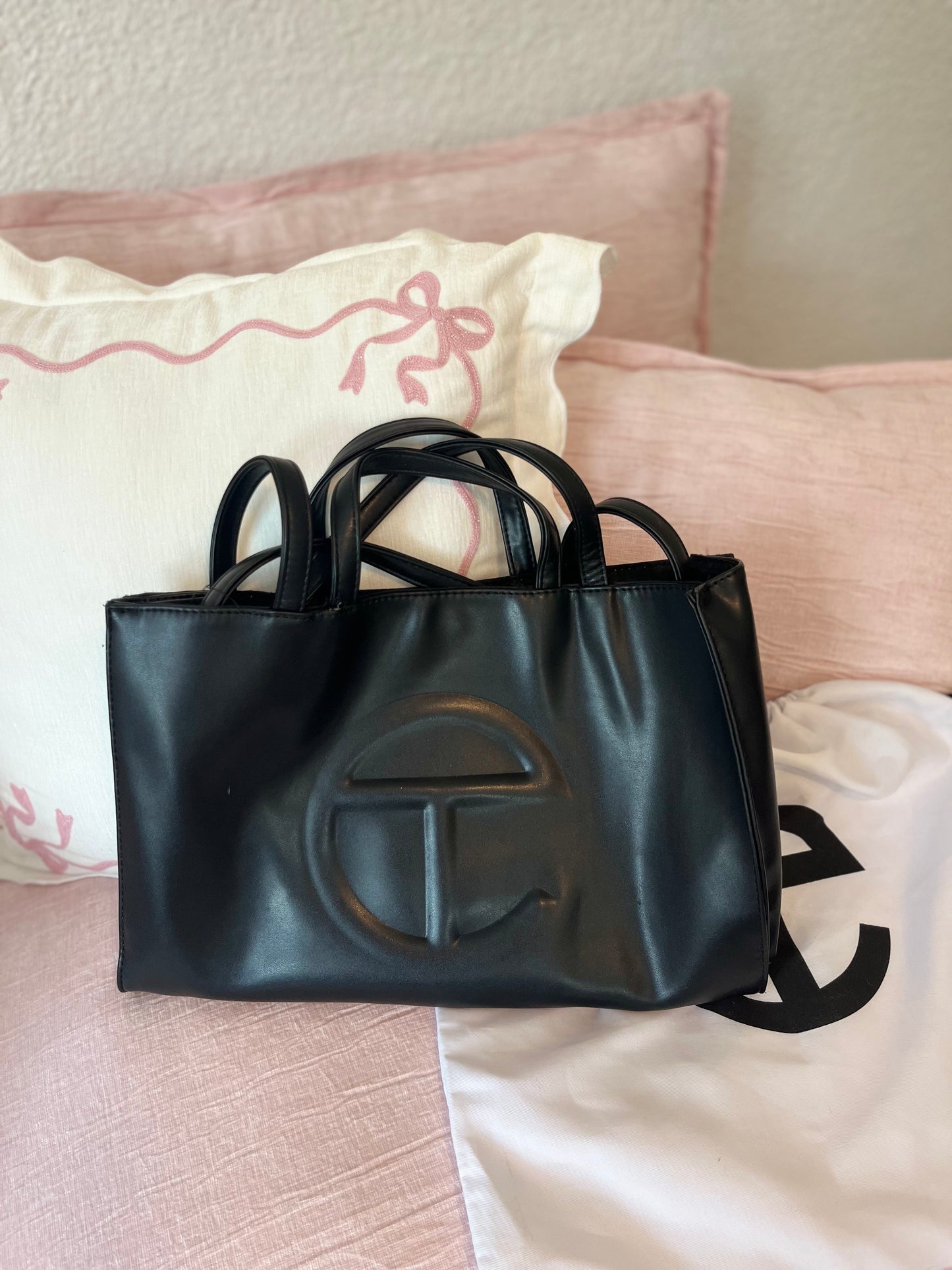 Pre-Loved Telfar Shopping Bag