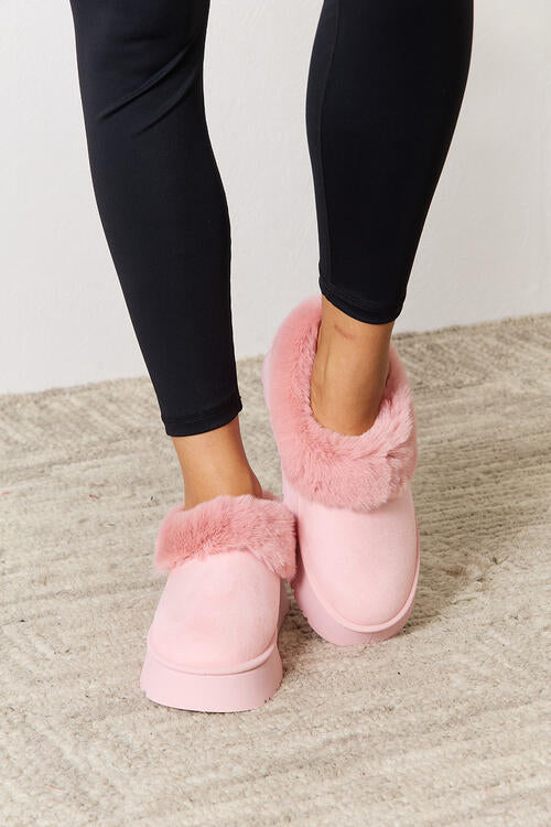 Fluffy Pink Comfortable Mini Boots