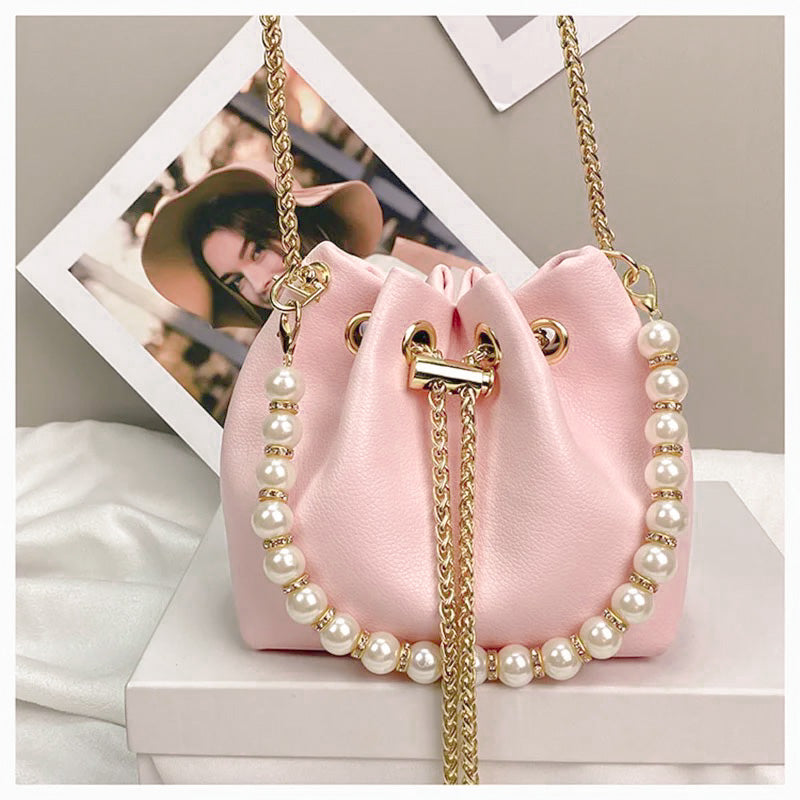 Pretty Pearls Purse