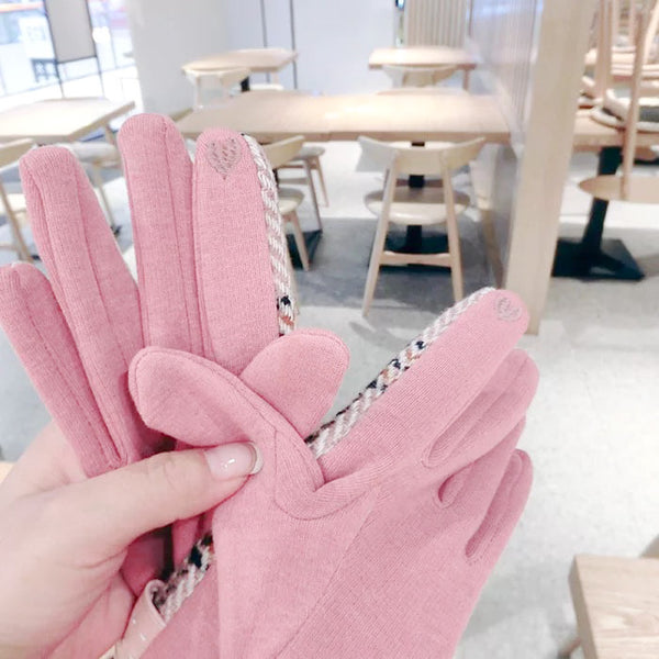 Clueless Plaid Pink Gloves